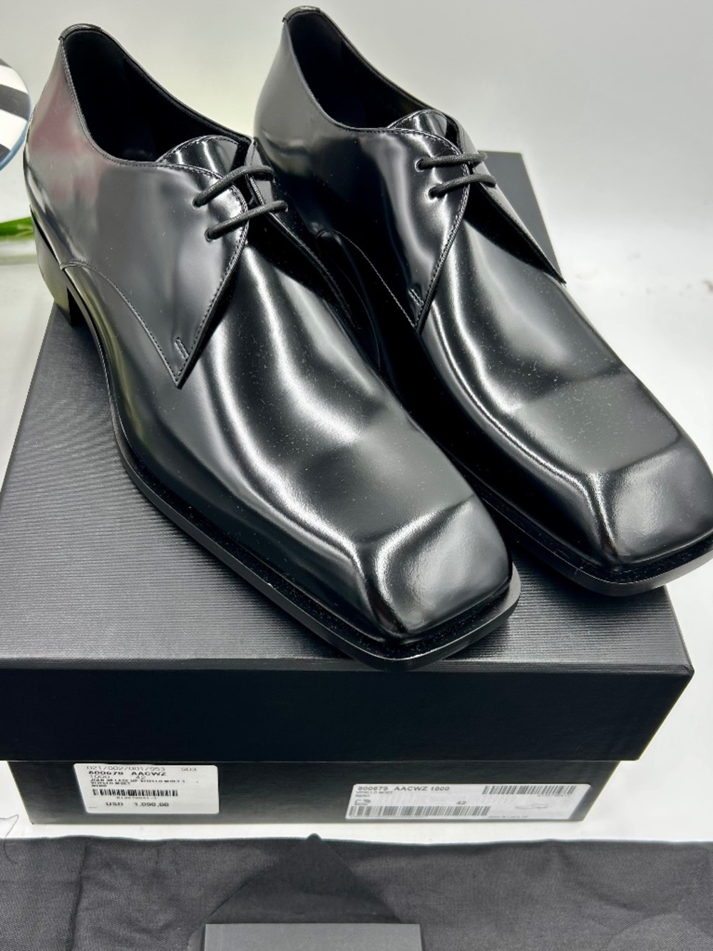 Men’s Saint Laurent JEAN Leather Derby Shoes. Size 42/9 US. Made in Italy.